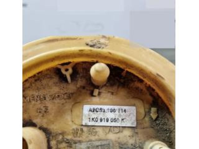 bontott VW GOLF V Üzemanyag Szivattyú