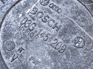 bontott VW GOLF V Vákumpumpa