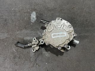 bontott VW GOLF V Vákumpumpa