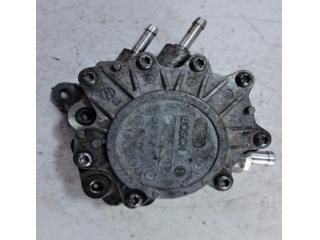 bontott VW GOLF V Vákumpumpa