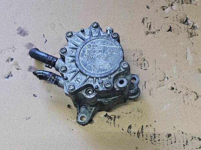 bontott VW GOLF V Vákumpumpa