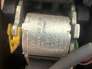 bontott VW GOLF V Váltó Kulissza