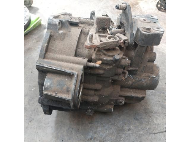 bontott VW GOLF V Váltó (Mechanikus)