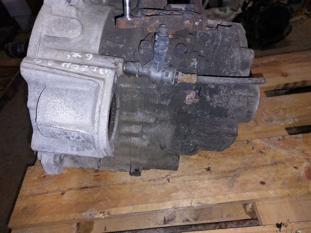 bontott VW GOLF V Váltó (Mechanikus)