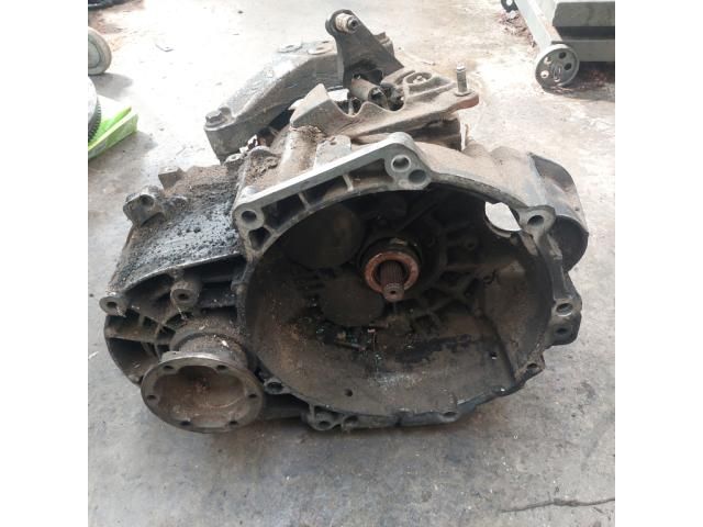 bontott VW GOLF V Váltó (Mechanikus)