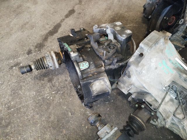 bontott VW GOLF V Váltó (Mechanikus)