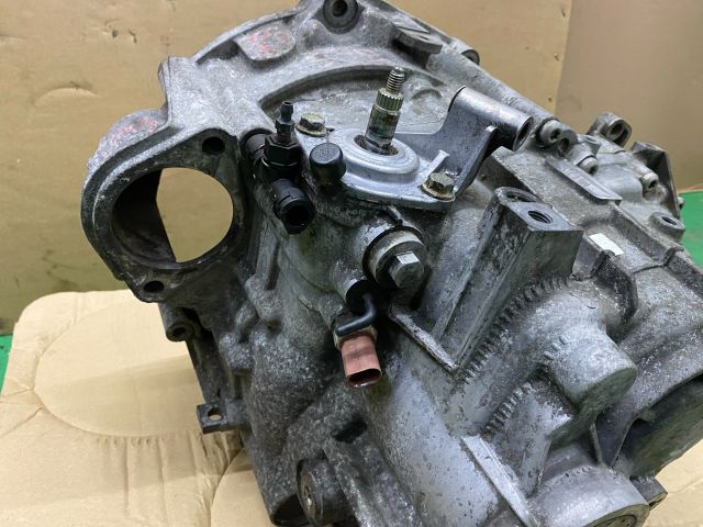 bontott VW GOLF V Váltó (Mechanikus)