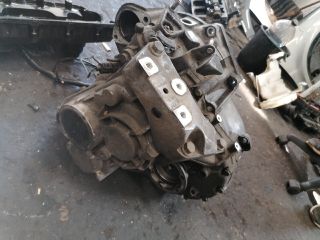 bontott VW GOLF V Váltó (Mechanikus)