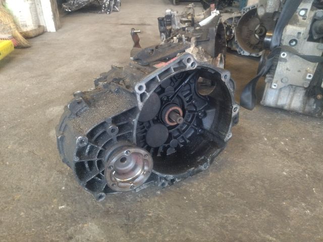 bontott VW GOLF V Váltó (Mechanikus)