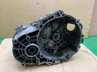 bontott VW GOLF V Váltó (Mechanikus)