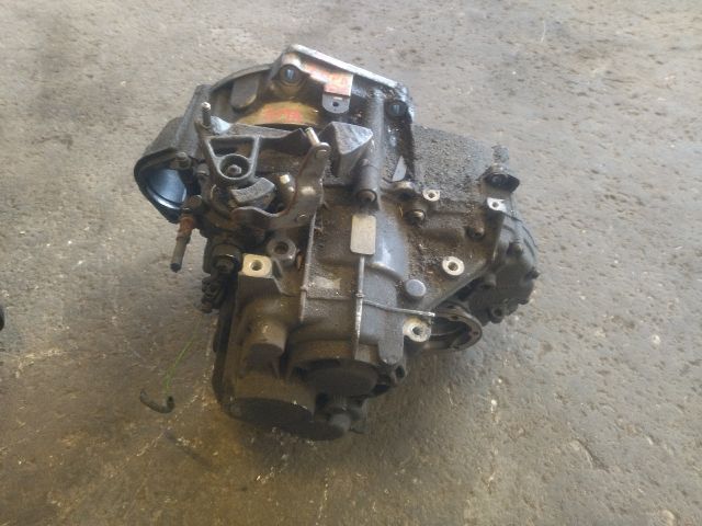 bontott VW GOLF V Váltó (Mechanikus)