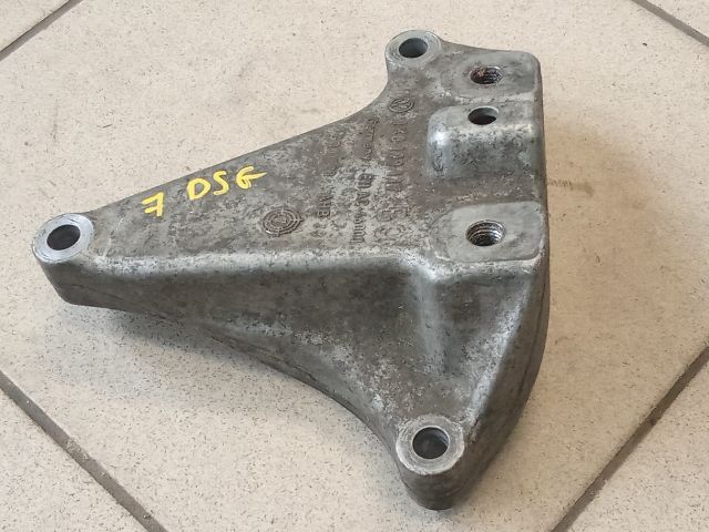 bontott VW GOLF V Váltó Tartó Bak (Pozíciófüggetlen)