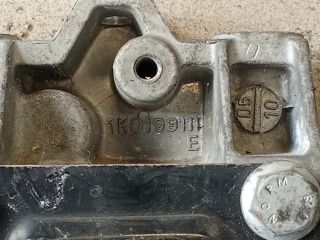 bontott VW GOLF V Váltó Tartó Bak (Pozíciófüggetlen)