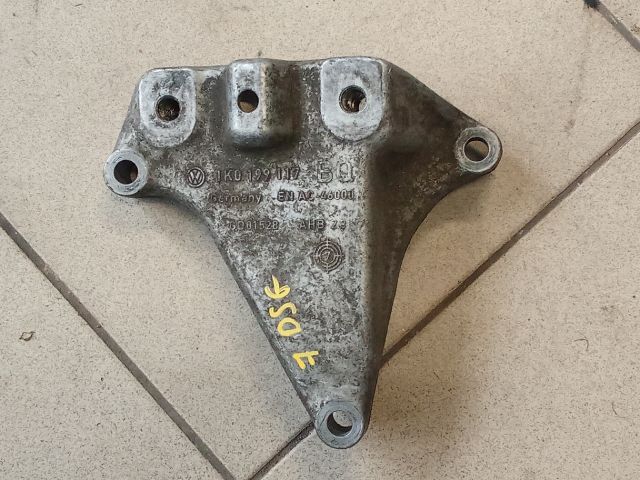 bontott VW GOLF V Váltó Tartó Bak (Pozíciófüggetlen)