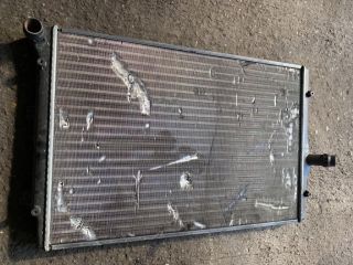 bontott VW GOLF V Vízhűtő Radiátor (Nem klímás)