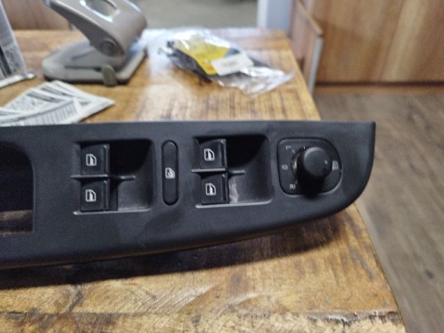 bontott VW GOLF V Ablakemelő és Tükör Kapcsoló