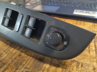 bontott VW GOLF V Ablakemelő és Tükör Kapcsoló