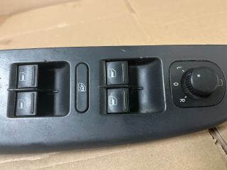 bontott VW GOLF V Ablakemelő és Tükör Kapcsoló