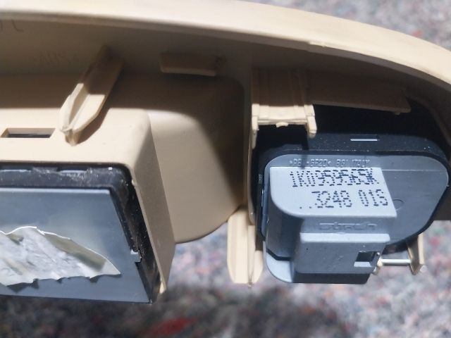 bontott VW GOLF V Ablakemelő Kapcsoló Négyes / Kettes