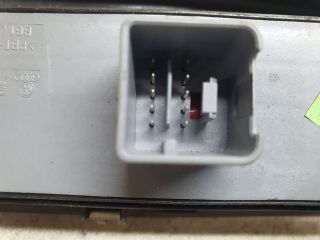 bontott VW GOLF V Ablakemelő Kapcsoló Négyes / Kettes