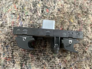 bontott VW GOLF V Ablakemelő Kapcsoló Négyes / Kettes