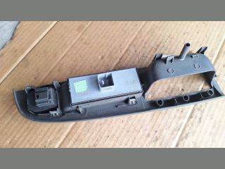 bontott VW GOLF V Ablakemelő Kapcsoló Négyes / Kettes