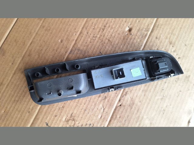 bontott VW GOLF V Ablakemelő Kapcsoló Négyes / Kettes