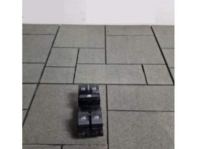 bontott VW GOLF V Ablakemelő Kapcsoló Négyes / Kettes