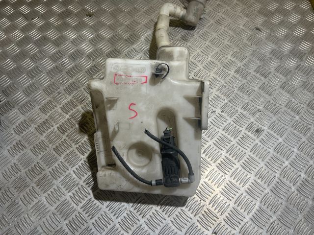 bontott VW GOLF V Ablakmosó Tartály