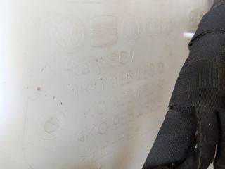 bontott VW GOLF V Ablakmosó Tartály