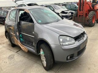 bontott VW GOLF V Ablakmosó Tartály