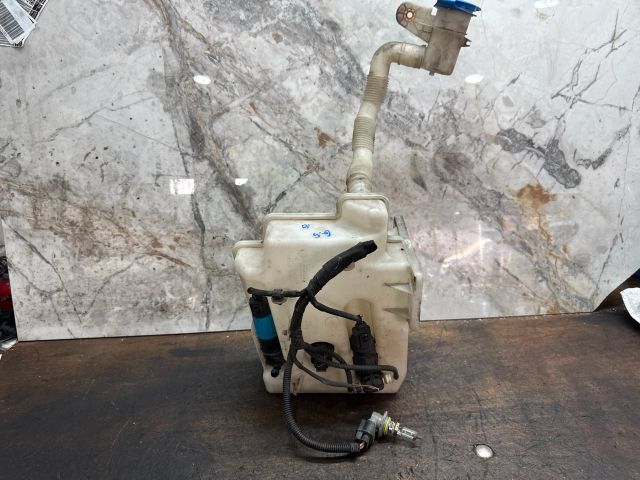 bontott VW GOLF V Ablakmosó Tartály