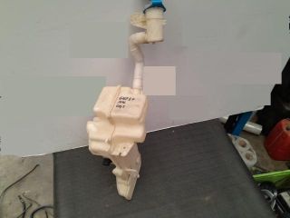 bontott VW GOLF V Ablakmosó Tartály