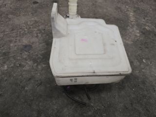 bontott VW GOLF V Ablakmosó Tartály