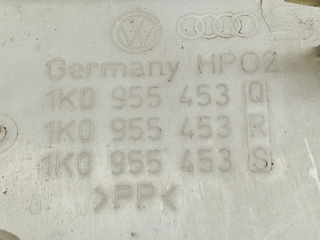 bontott VW GOLF V Ablakmosó Tartály