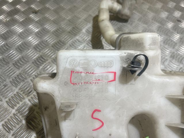 bontott VW GOLF V Ablakmosó Tartály