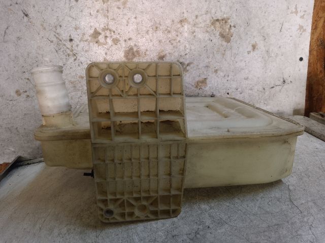 bontott VW GOLF V Ablakmosó Tartály