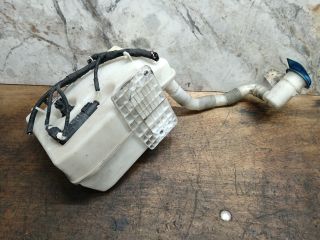 bontott VW GOLF V Ablakmosó Tartály