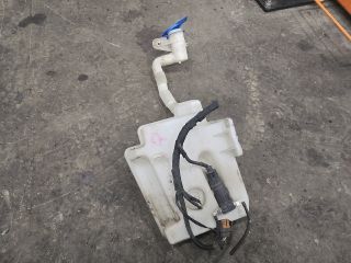 bontott VW GOLF V Ablakmosó Tartály