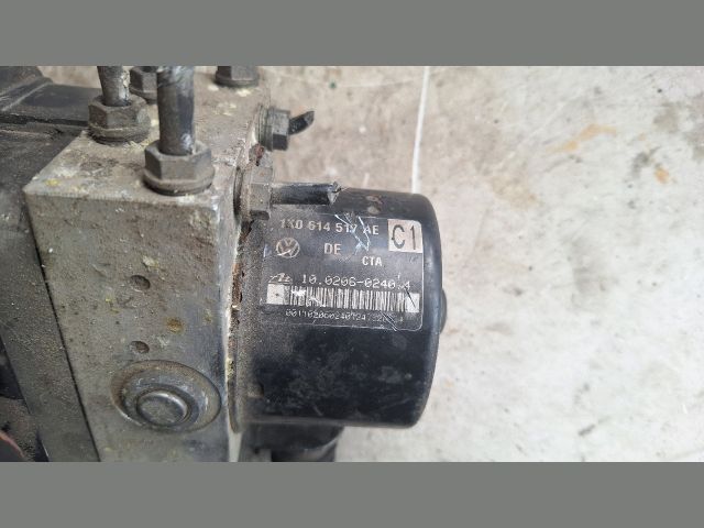 bontott VW GOLF V ABS / ABR / ESP Pumpa