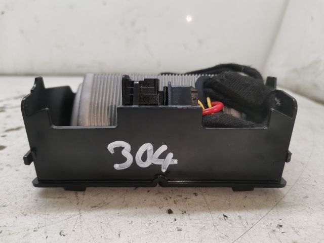 bontott VW GOLF V AC/DC Inverter 230V