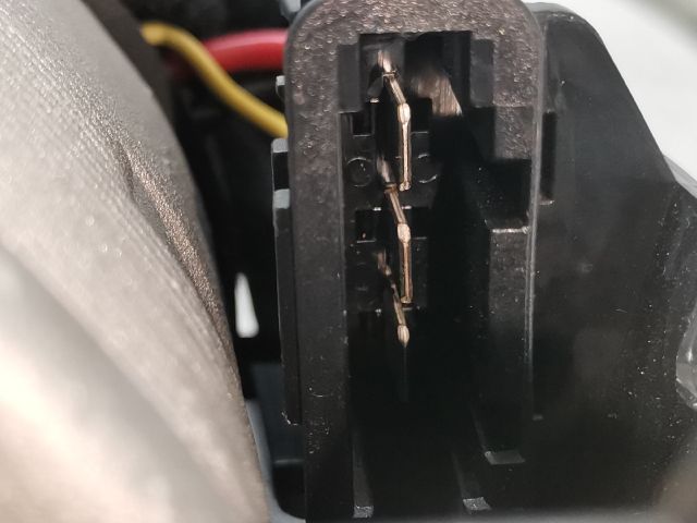 bontott VW GOLF V AC/DC Inverter 230V