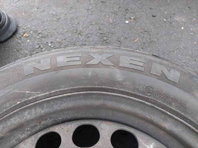 bontott VW GOLF V Acélfelni Szett Gumival