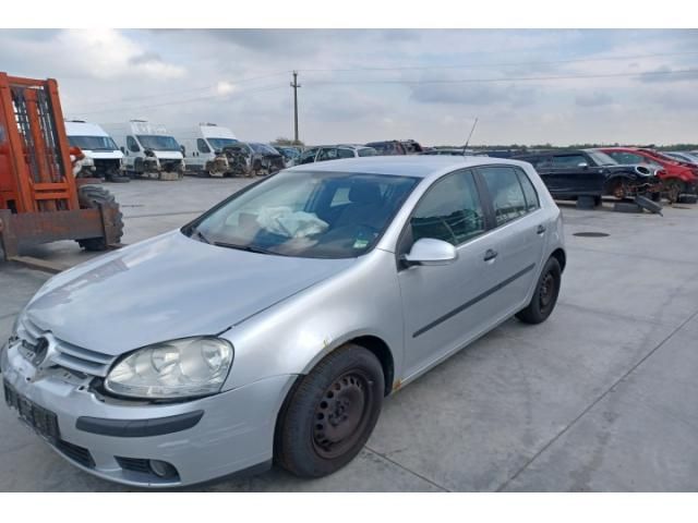 bontott VW GOLF V Acélfelni Szett Gumival