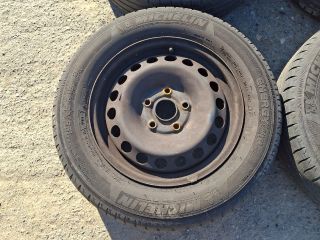 bontott VW GOLF V Acélfelni Szett Gumival