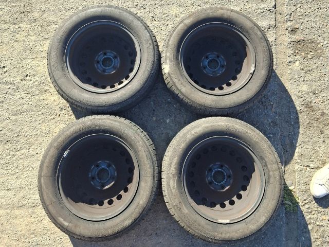 bontott VW GOLF V Acélfelni Szett