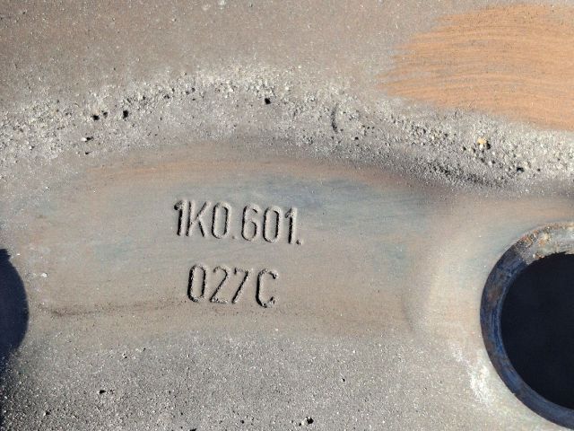 bontott VW GOLF V Acélfelni Szett