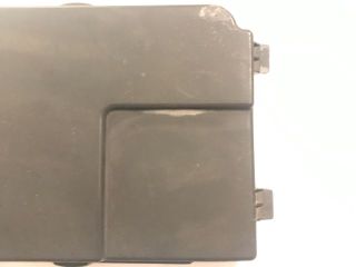 bontott VW GOLF V Akkumulátor Fedél