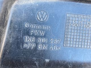 bontott VW GOLF V Akkumulátor Tartó