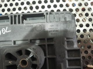 bontott VW GOLF V Akkumulátor Tartó